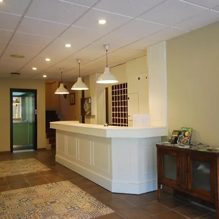 欧罗巴普林森帕多酒店 3* 阿里纳斯·德·卡伯瑞勒斯