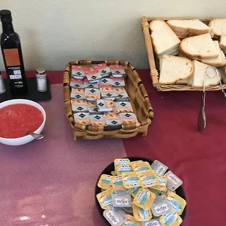 欧罗巴普林森帕多酒店 酒店